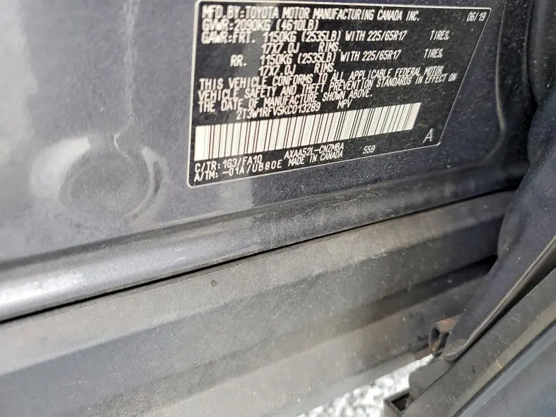 2019 TOYOTA RAV4 XLE  