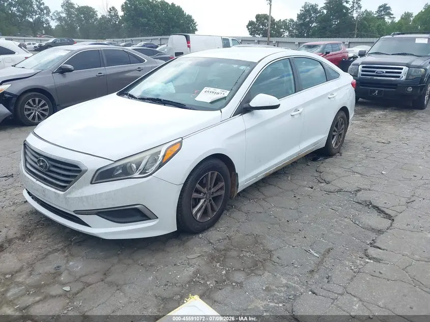 2017 HYUNDAI SONATA SE