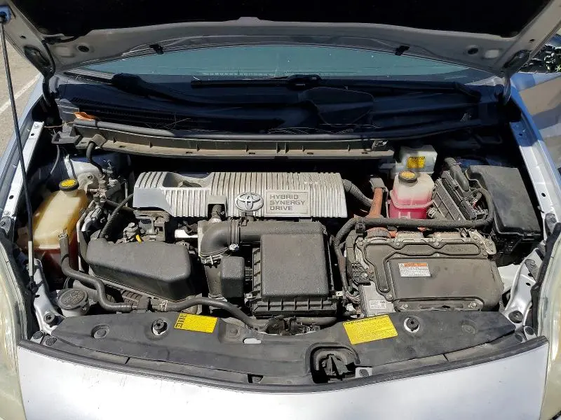 2013 TOYOTA PRIUS THREE  