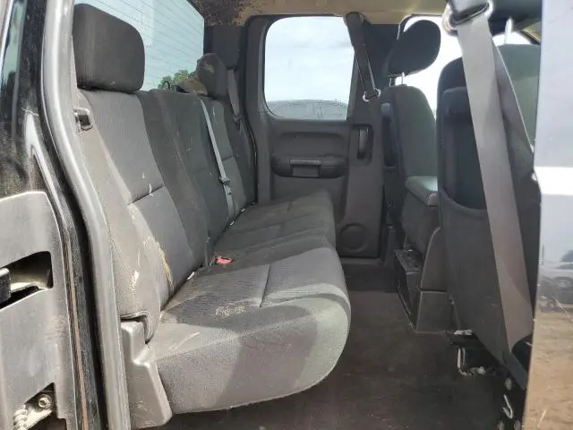 2011 CHEVROLET SILVERADO C1500 LT  