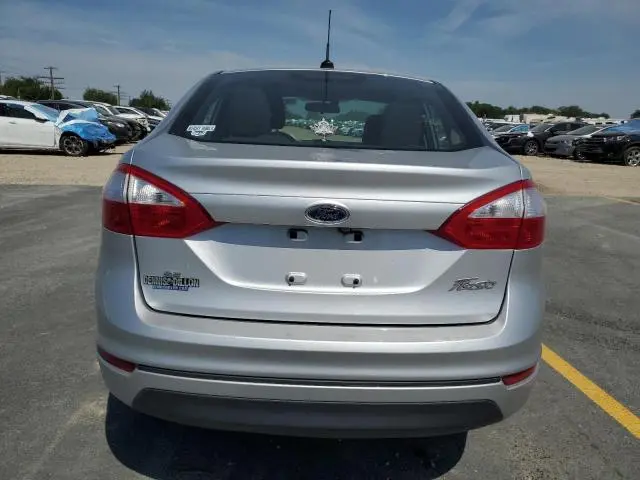 2018 FORD FIESTA SE  