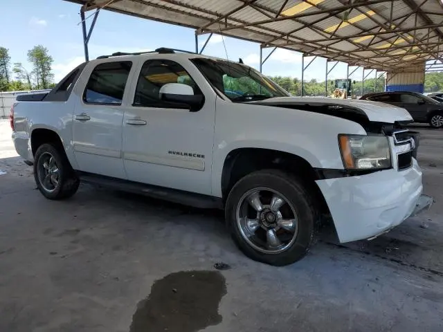 2011 CHEVROLET AVALANCHE LS  