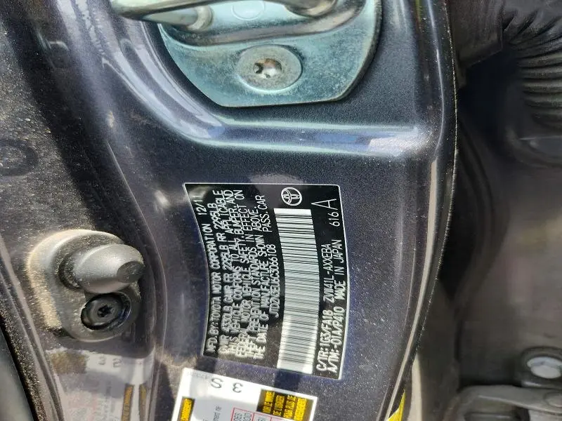 2012 TOYOTA PRIUS V TWO  