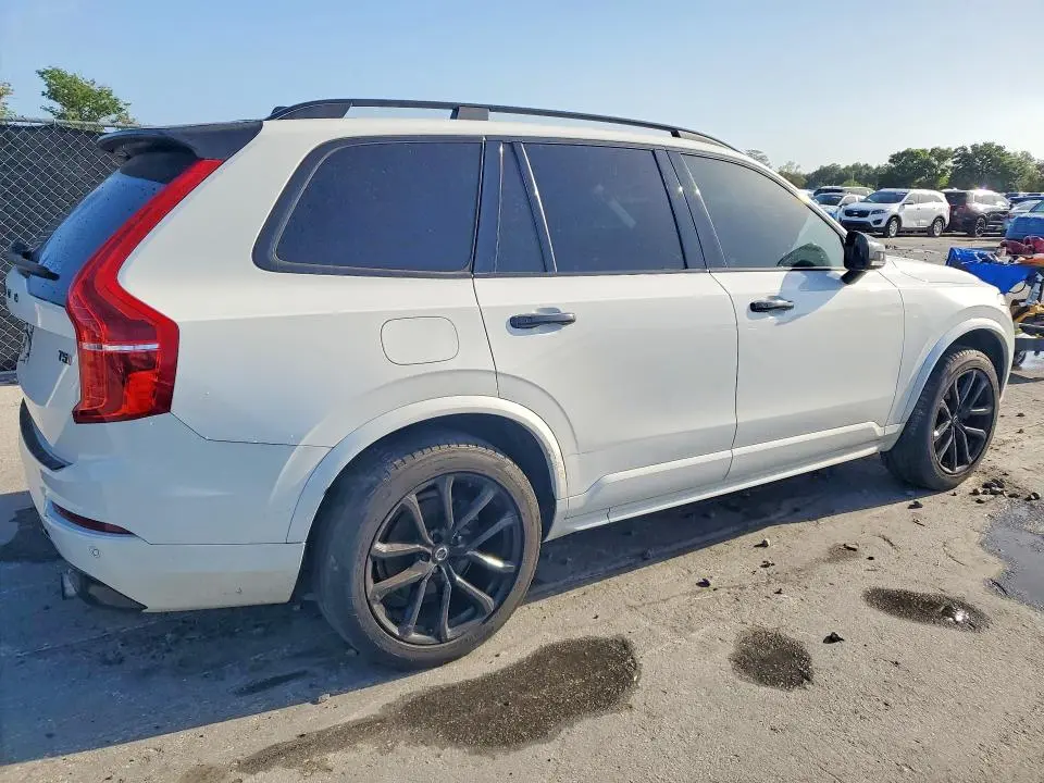 2019 VOLVO XC90 T5 MOMENTUM  