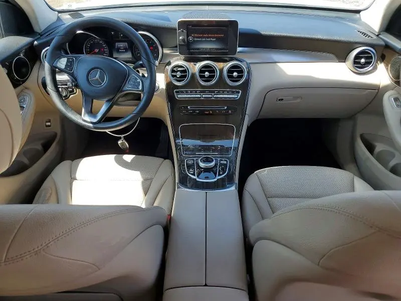 2017 MERCEDES-BENZ GLC 300  