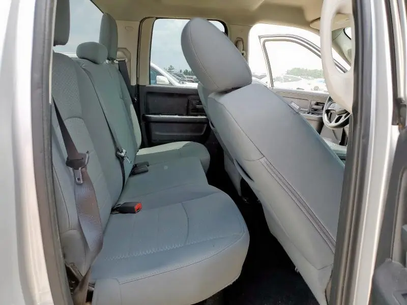 2013 RAM 1500 ST  