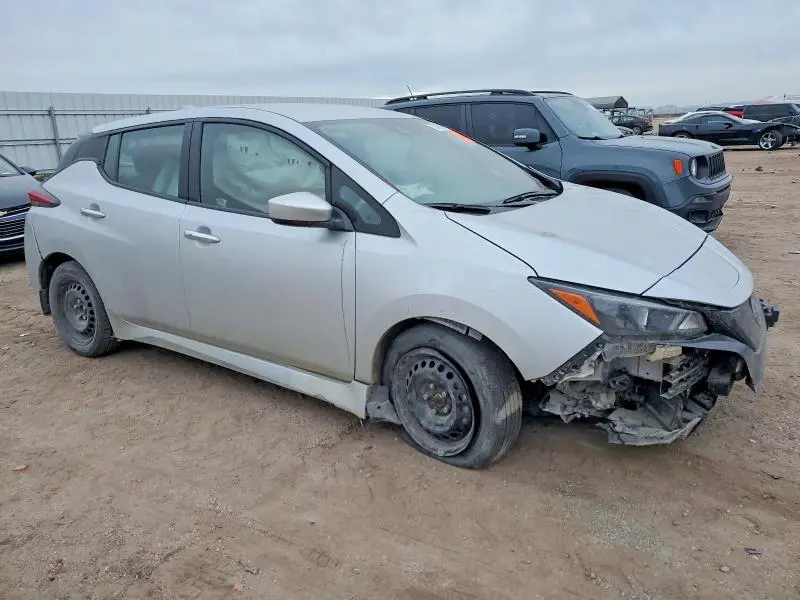 2023 NISSAN LEAF S  