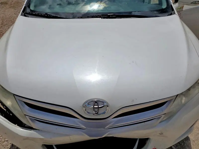 2015 TOYOTA VENZA LE  