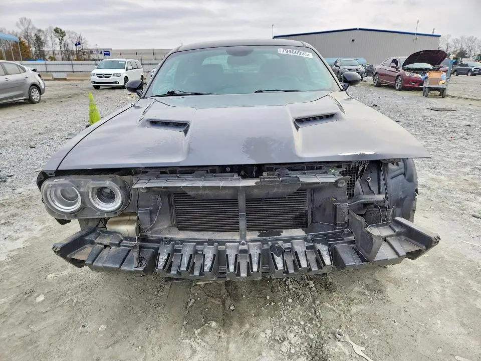 2016 DODGE CHALLENGER SXT  