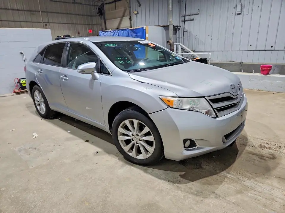 2015 TOYOTA VENZA LE  