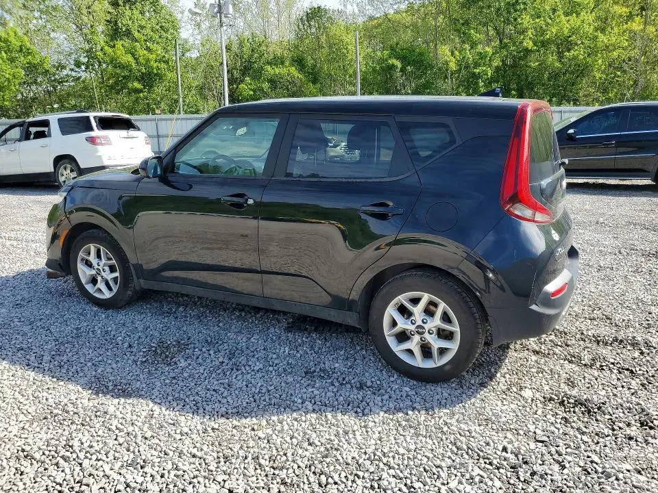 2022 KIA SOUL LX  