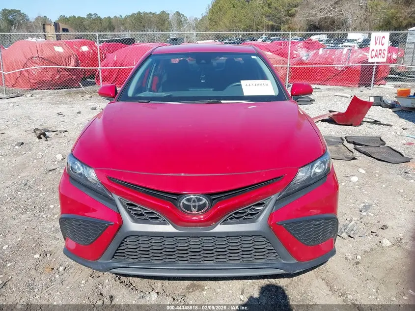 2022 TOYOTA CAMRY SE