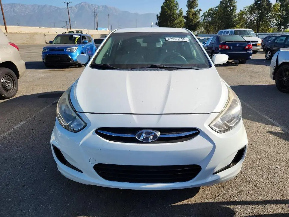 2016 HYUNDAI ACCENT SE  