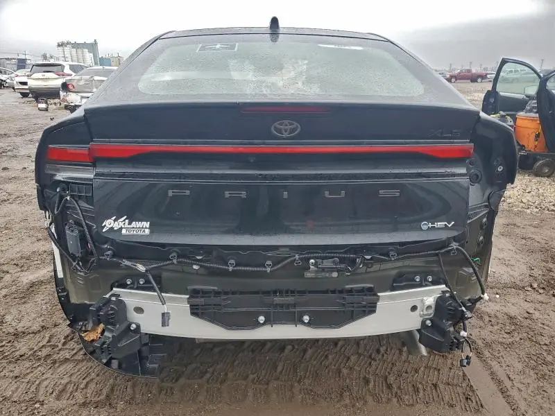 2025 TOYOTA PRIUS LE  