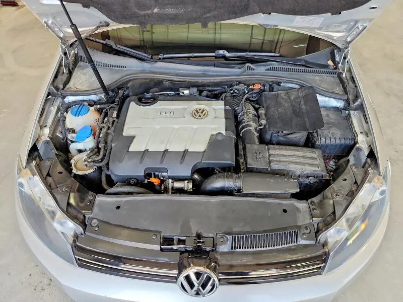 2013 VOLKSWAGEN JETTA TDI  