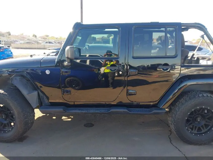 2017 JEEP WRANGLER UNLIMITED SAHARA 4X4