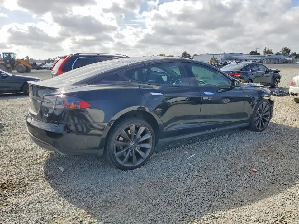 2013 TESLA MODEL S   