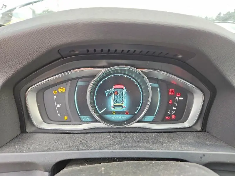 2014 VOLVO S60 T5  