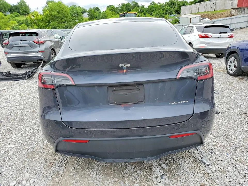 2024 TESLA MODEL Y   