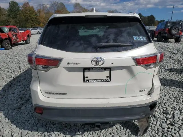 2014 TOYOTA HIGHLANDER XLE  