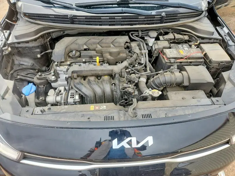 2023 KIA RIO LX  