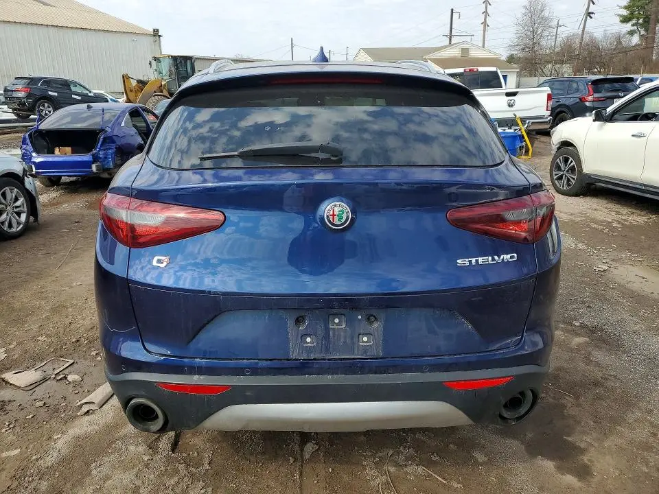 2018 ALFA ROMEO STELVIO   