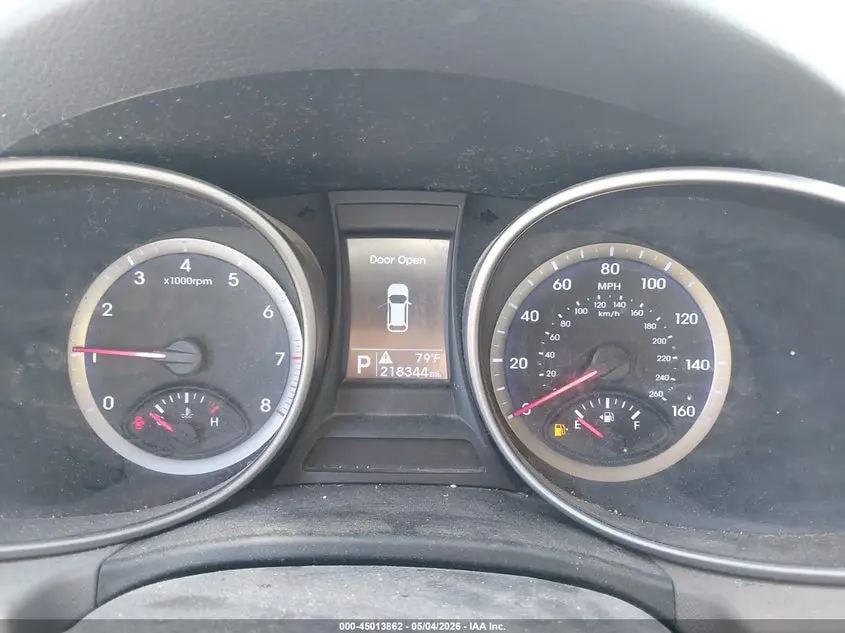 2016 HYUNDAI SANTA FE SE