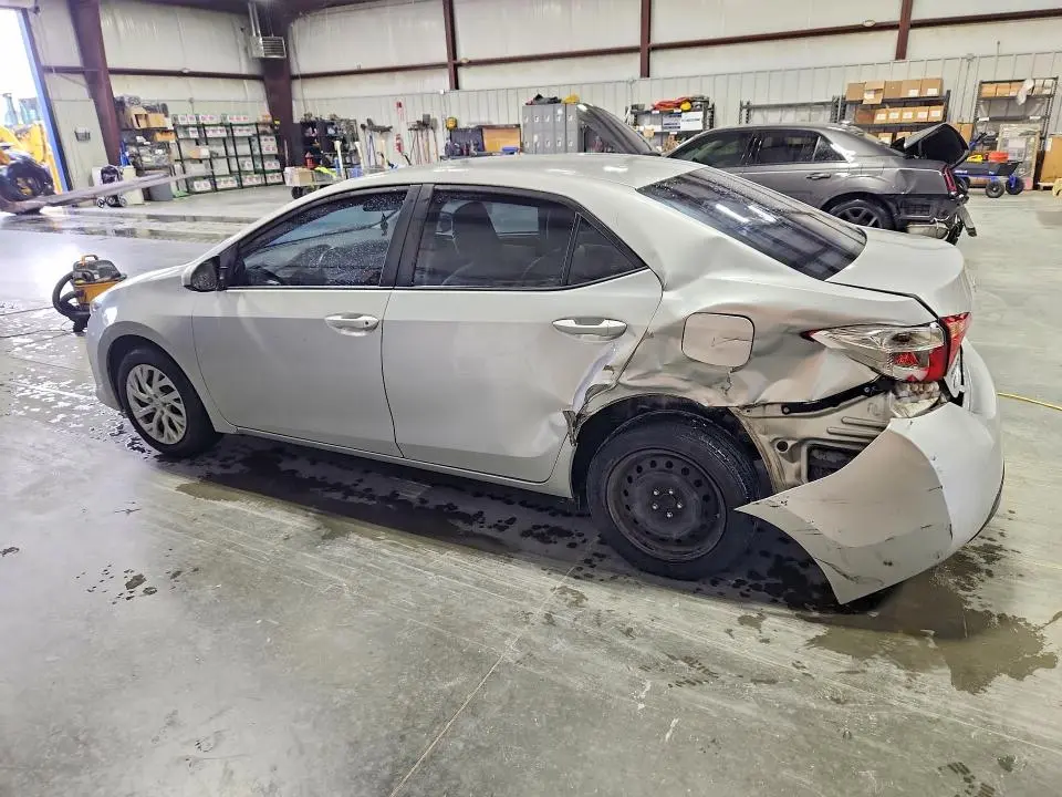 2018 TOYOTA COROLLA LE  