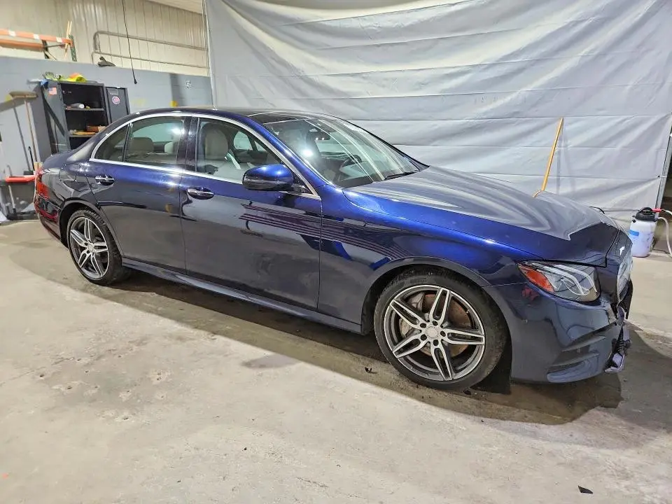 2017 MERCEDES-BENZ E 300 4MATIC  