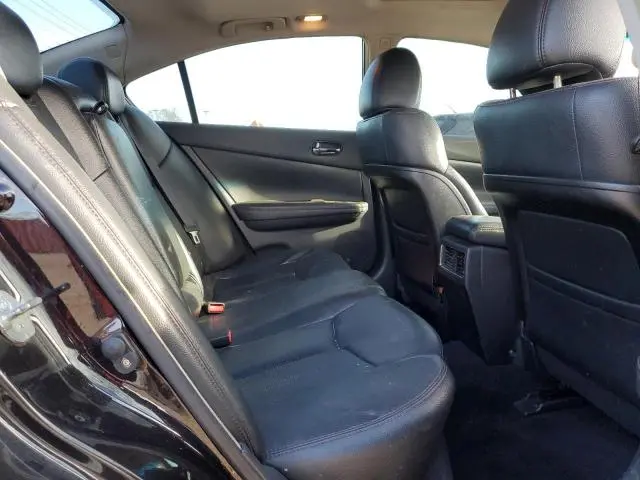 2011 NISSAN MAXIMA S  