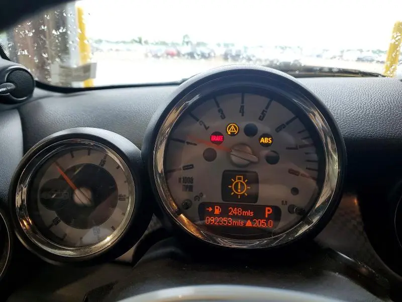 2010 MINI COOPER S  