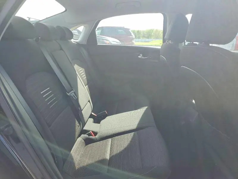 2019 KIA FORTE S  