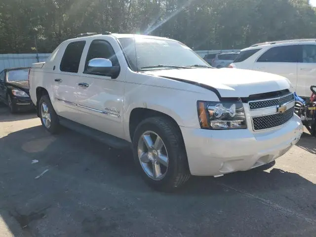 2013 CHEVROLET AVALANCHE LTZ  