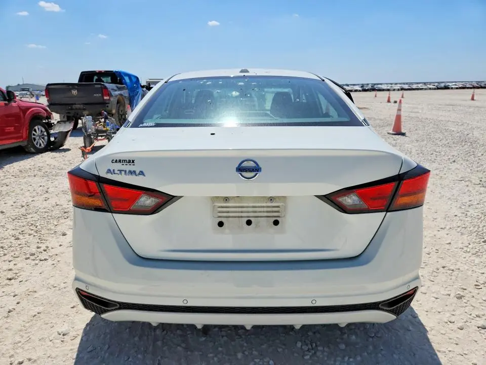 2020 NISSAN ALTIMA S  