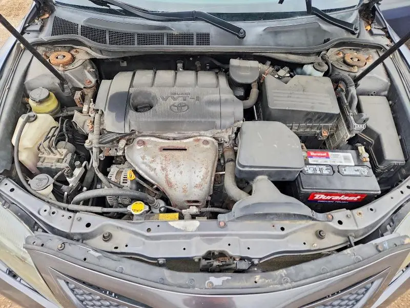 2011 TOYOTA CAMRY SE  