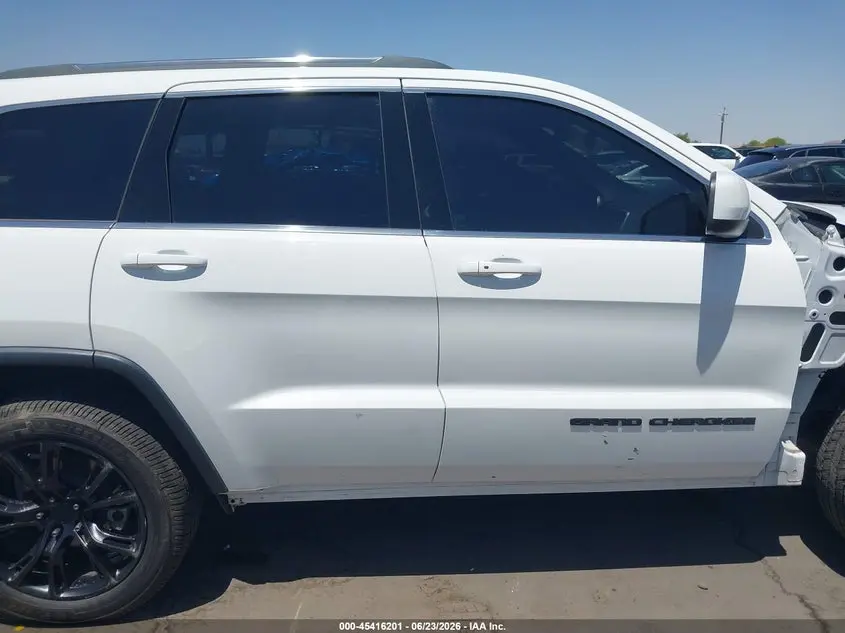 2019 JEEP GRAND CHEROKEE LAREDO E 4X2