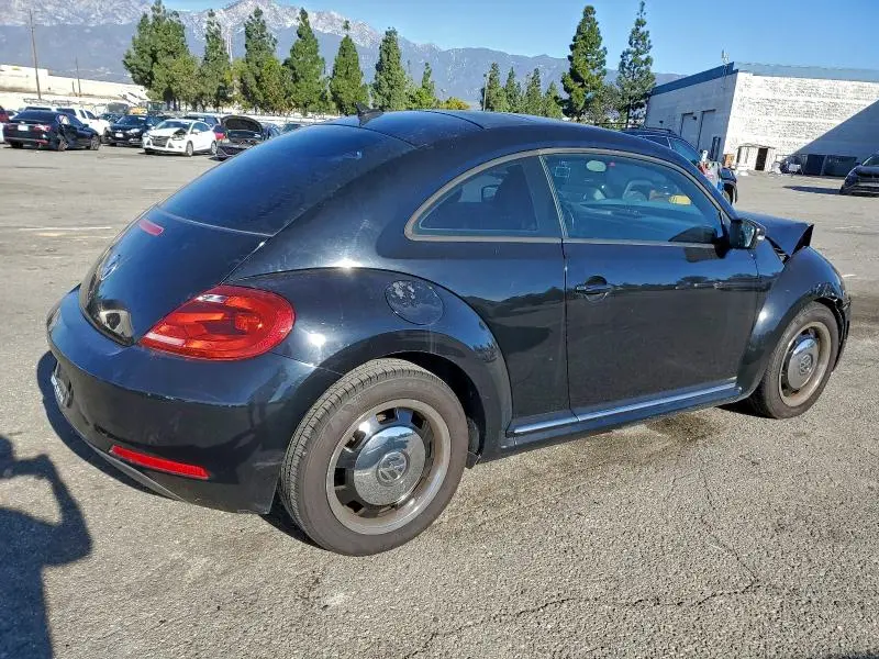 2013 VOLKSWAGEN BEETLE   