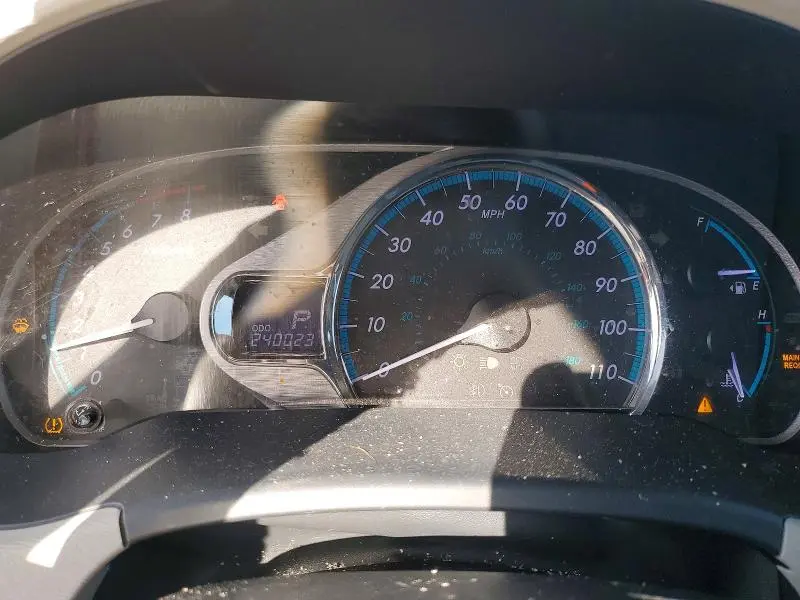 2011 TOYOTA SIENNA XLE 8-PASSENGER  
