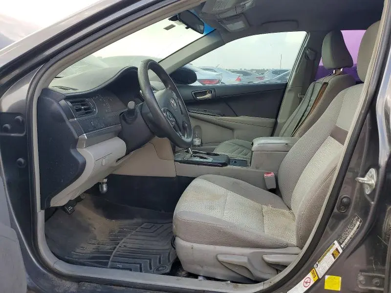2013 TOYOTA CAMRY LE  