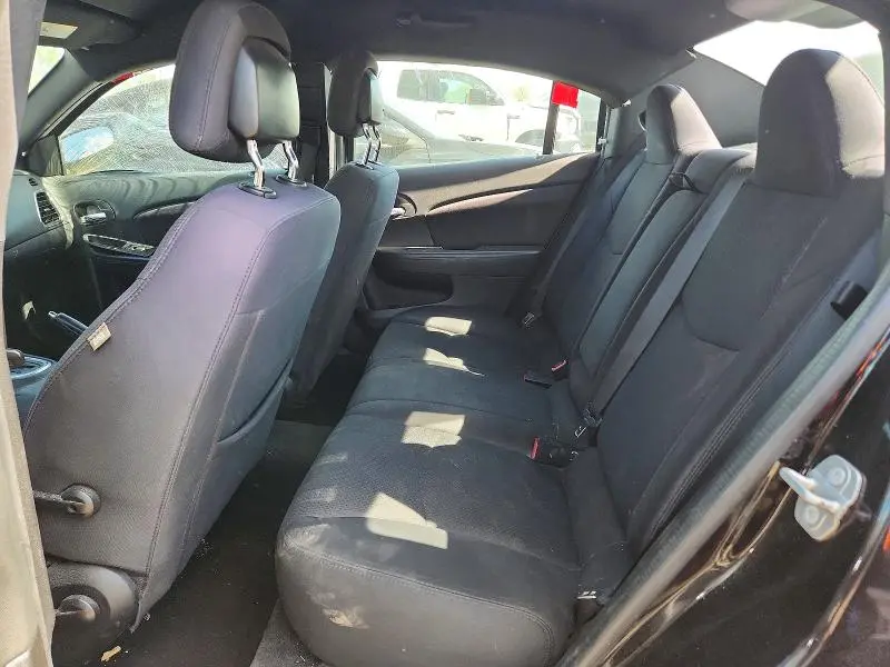 2014 CHRYSLER 200 LX  