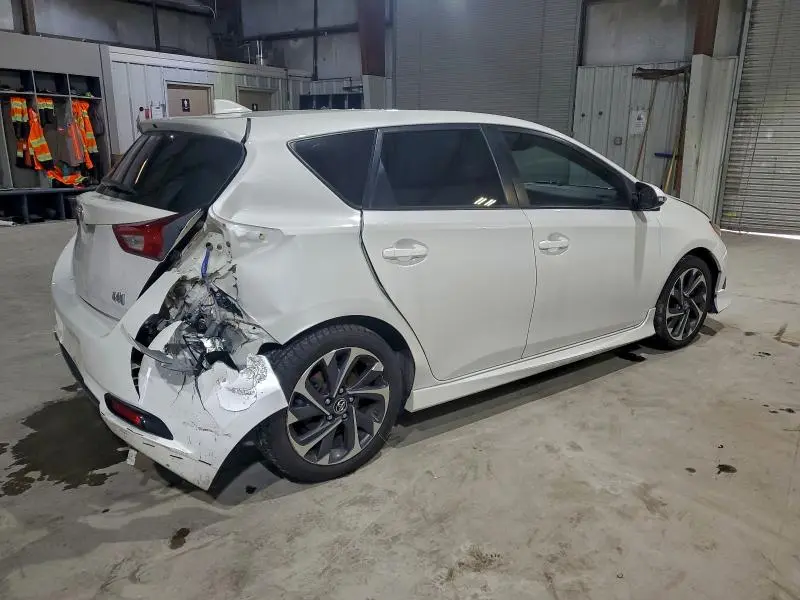 2017 TOYOTA COROLLA IM   