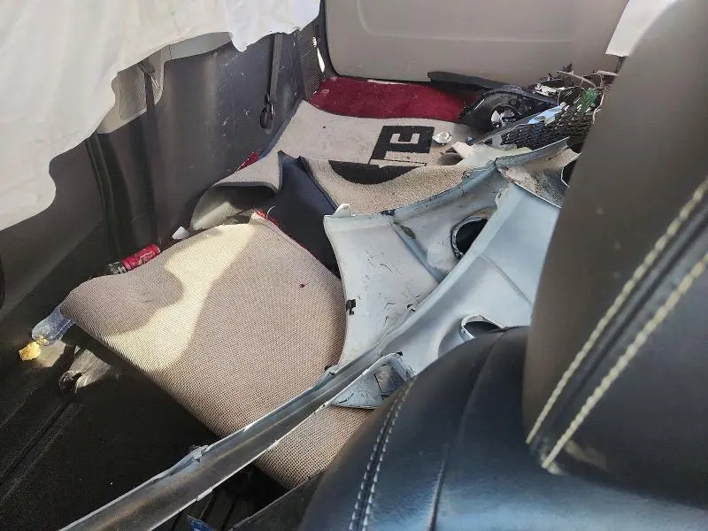 2017 TOYOTA SIENNA SE  