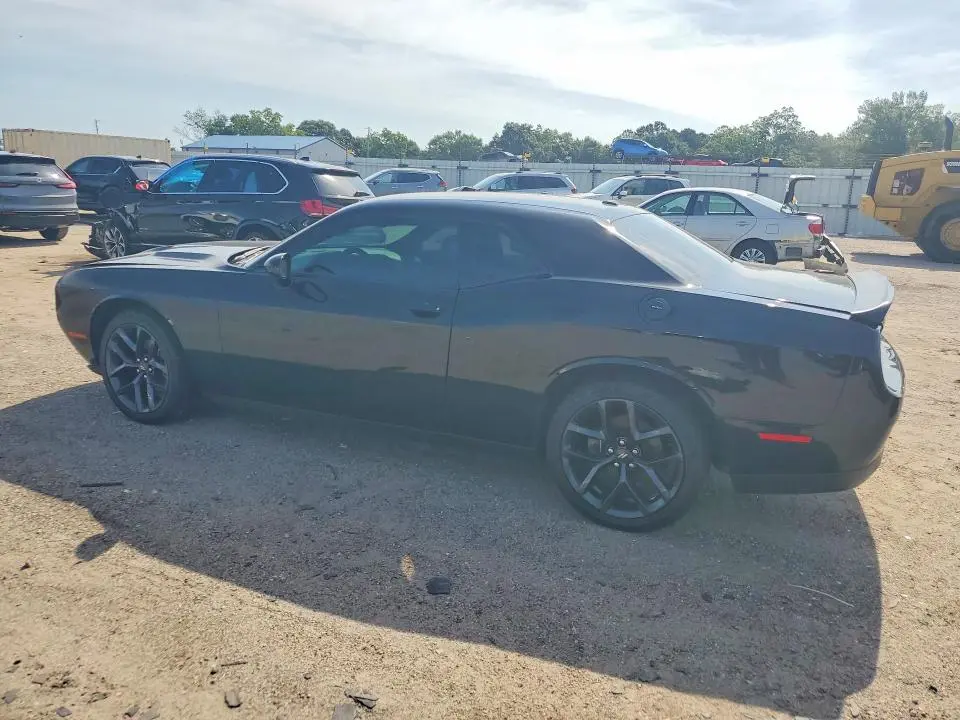 2021 DODGE CHALLENGER SXT  