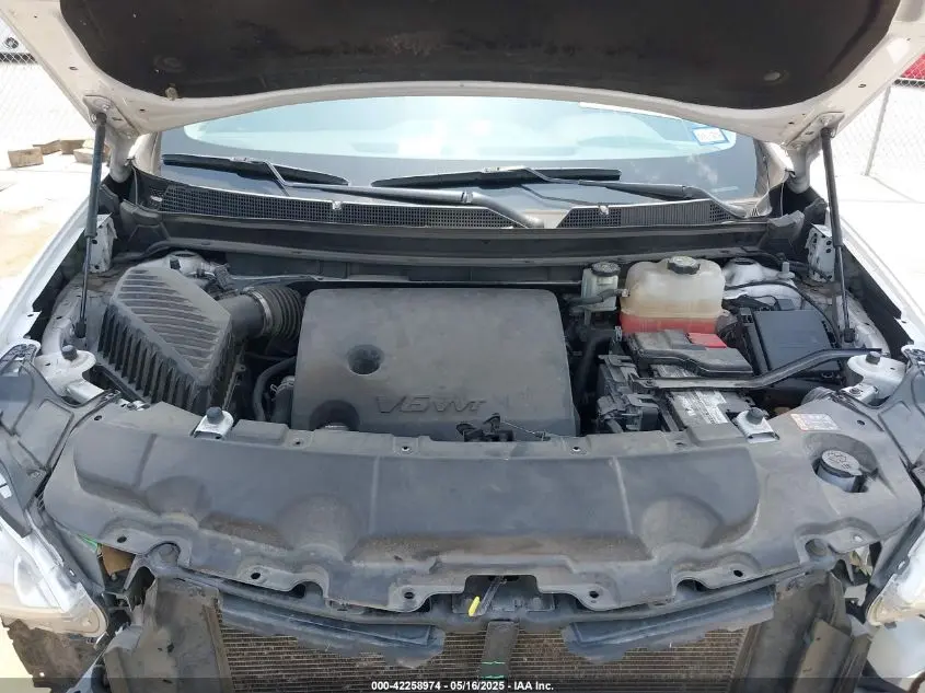 2021 CHEVROLET TRAVERSE FWD LT CLOTH