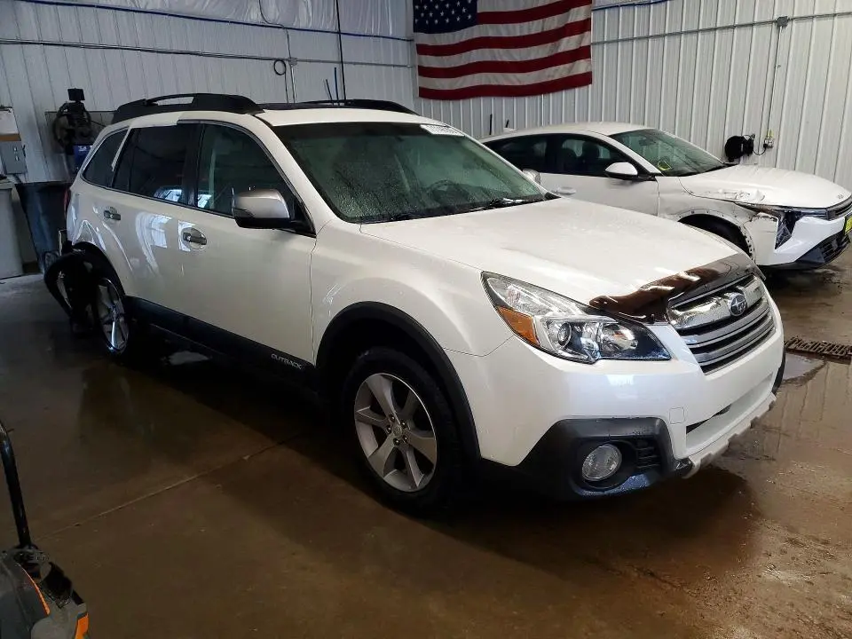 2013 SUBARU OUTBACK 3.6R LIMITED  