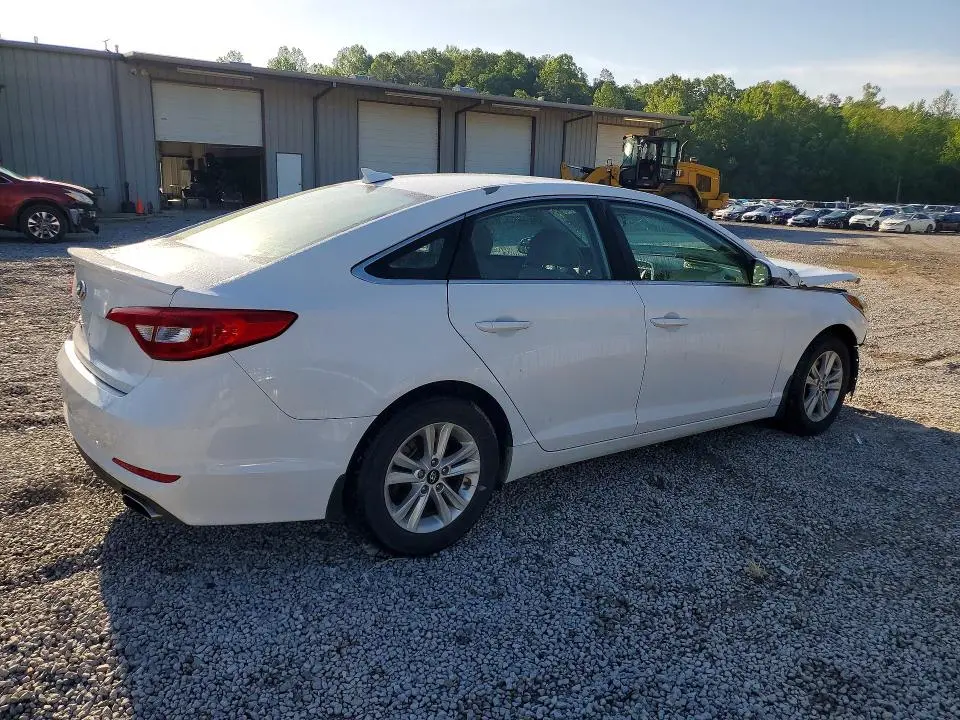 2017 HYUNDAI SONATA SE  