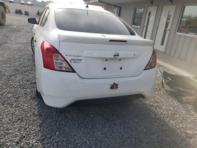 2017 NISSAN VERSA S  