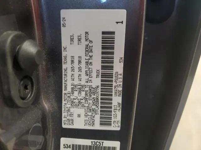 2024 TOYOTA TUNDRA CREWMAX SR  