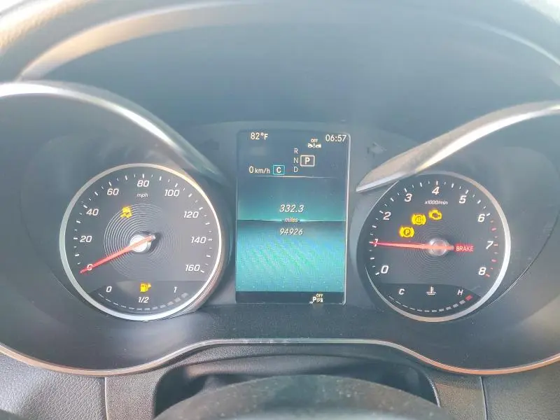 2021 MERCEDES-BENZ GLC 300  