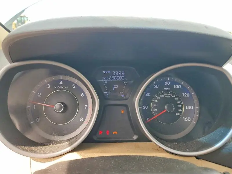 2011 HYUNDAI ELANTRA LIMITED  